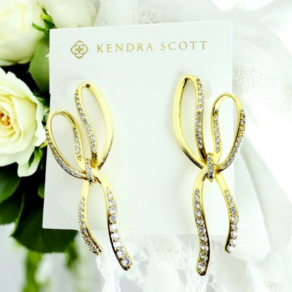 Kendra Scott Sasha Statement Earrings, in Gold. - Picture 6 of 6